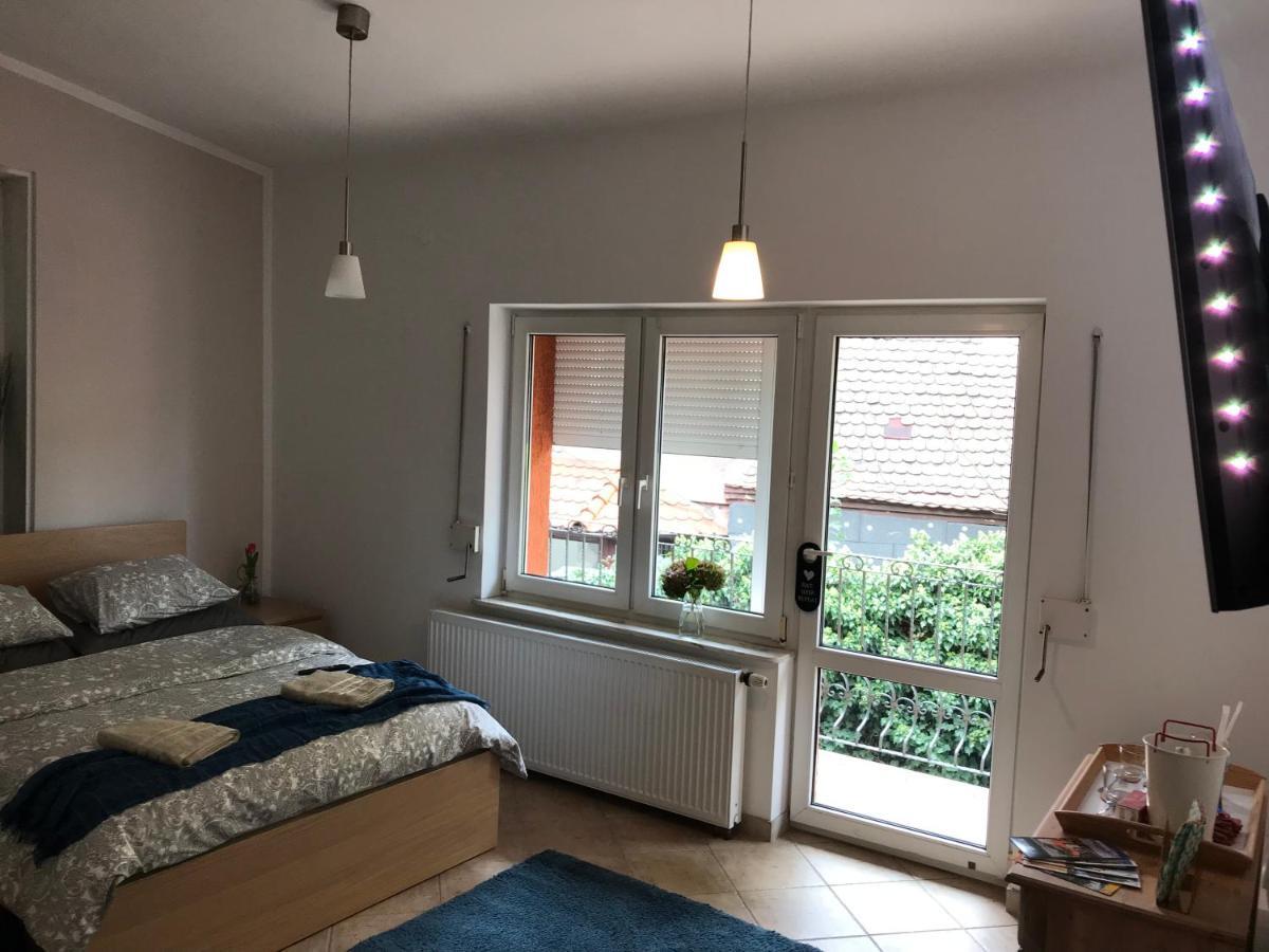 Apartament Starowka Zielona Góra Exteriör bild